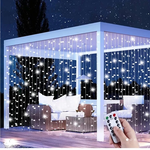 New! Color Changing Curtain Fairy Lights With Remote! - Picture 6 of 10